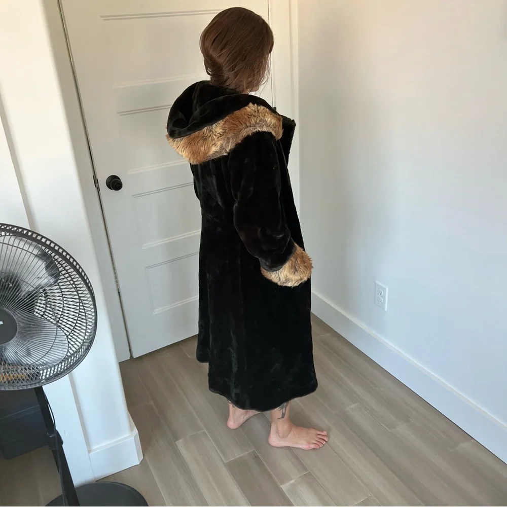 Vintage Faux Fur Coat - Picture 3 of 13